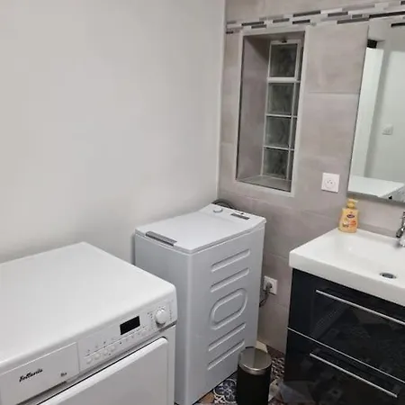 Maisonnette Le Bureau Apartment